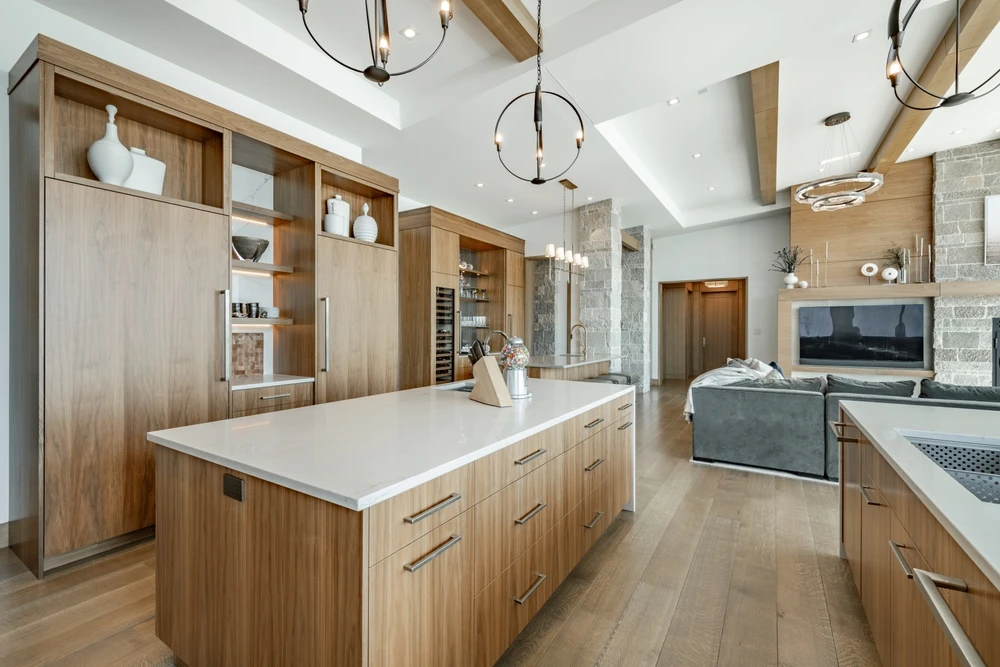 Light kitchen stone benchtop